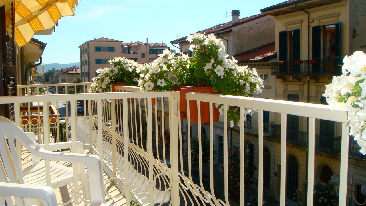 Hotel I 4 Assi Viareggio Exterior foto